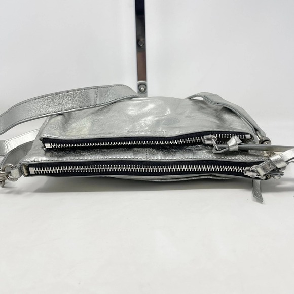 Lucky Brand Koda Crossbody Silver Metallic Topanga Leather Flashy Shiny Party - Picture 10 of 15
